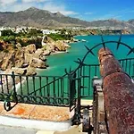 En * Nerja