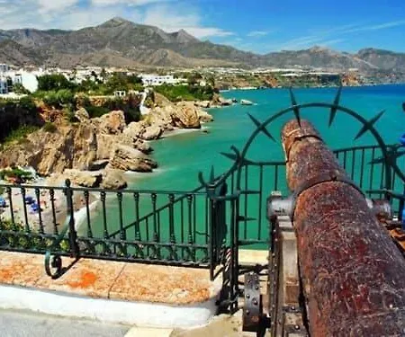 En * Nerja